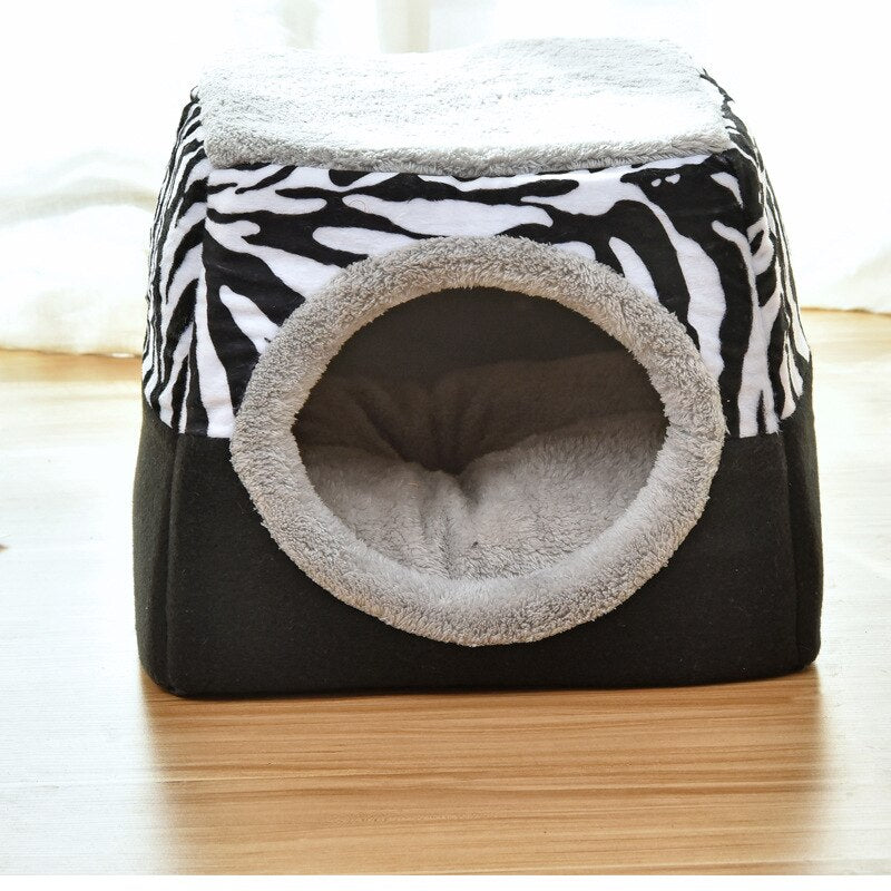 Bed house for cat or small dog - Soft, warm and comfortable