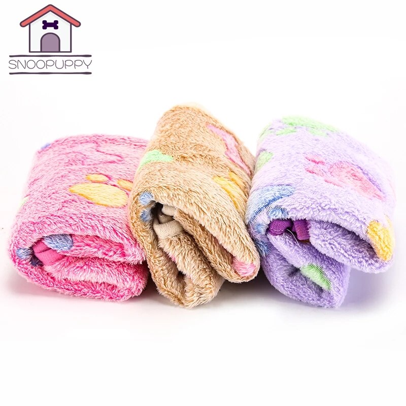 Blanket for dog and cat - in coral velvet, breathable and soft