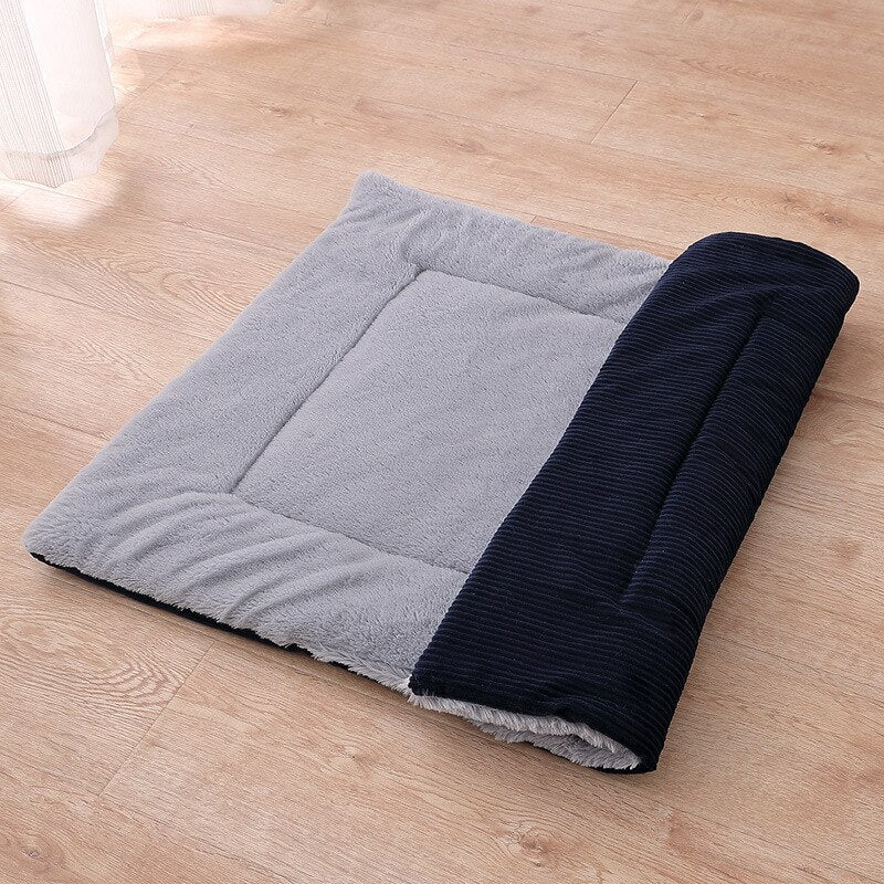 Comfortable dog and cat mattress for all seasons
