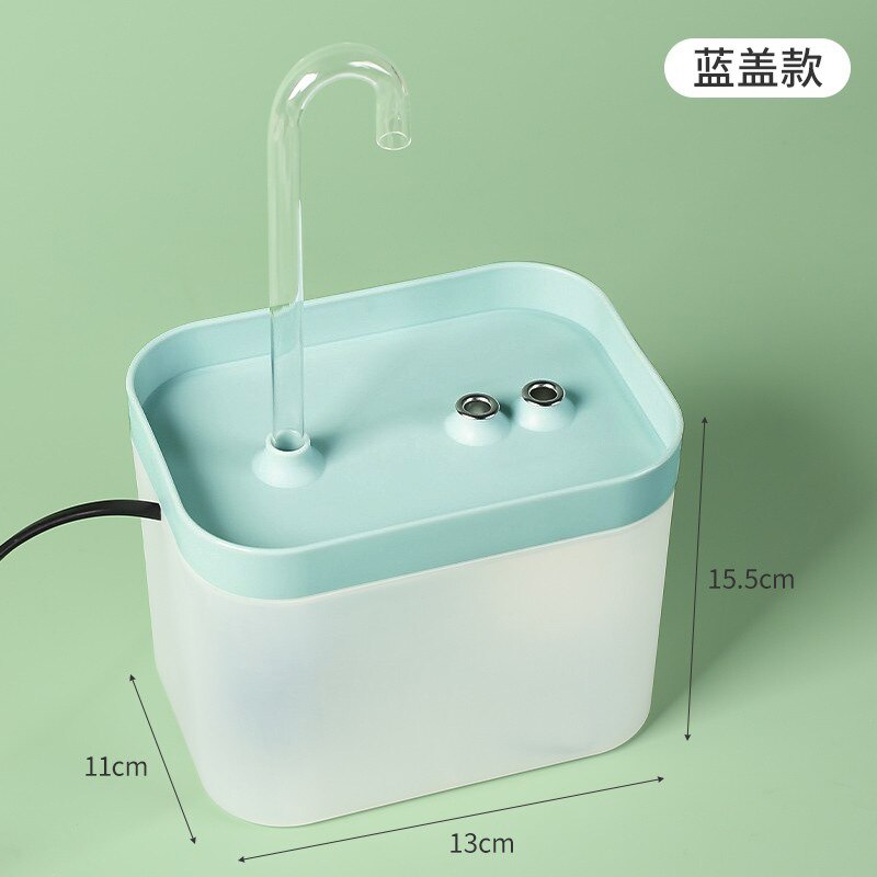 Flowing fountain - food grade plastic - 1.5 L