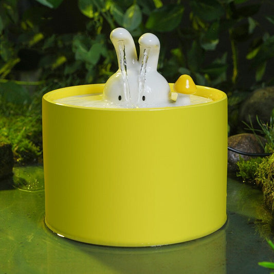 Ceramic fountain 1.5 Liters - design collection - cat and small dog