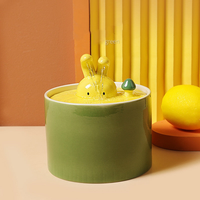 Ceramic fountain 1.5 Liters - design collection - cat and small dog